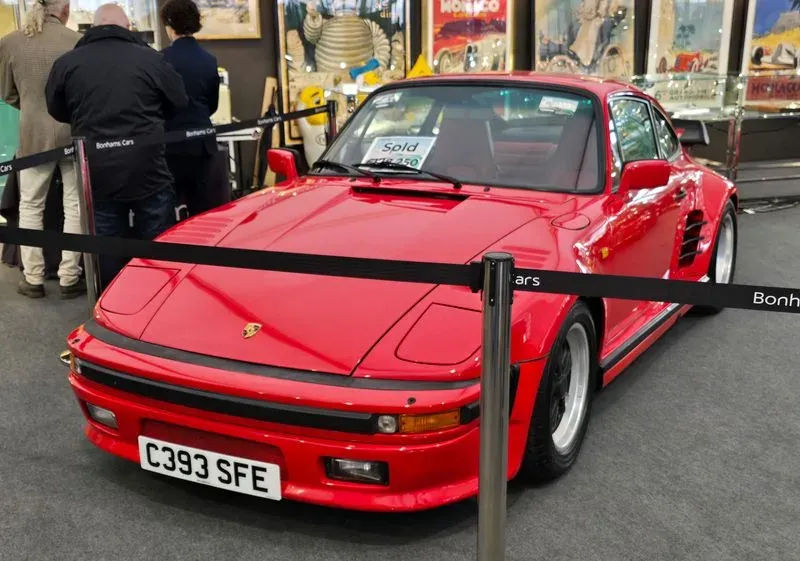 1986 Porsche 930 Turbo SE Flat Nose (Flachbau/Slantnose)