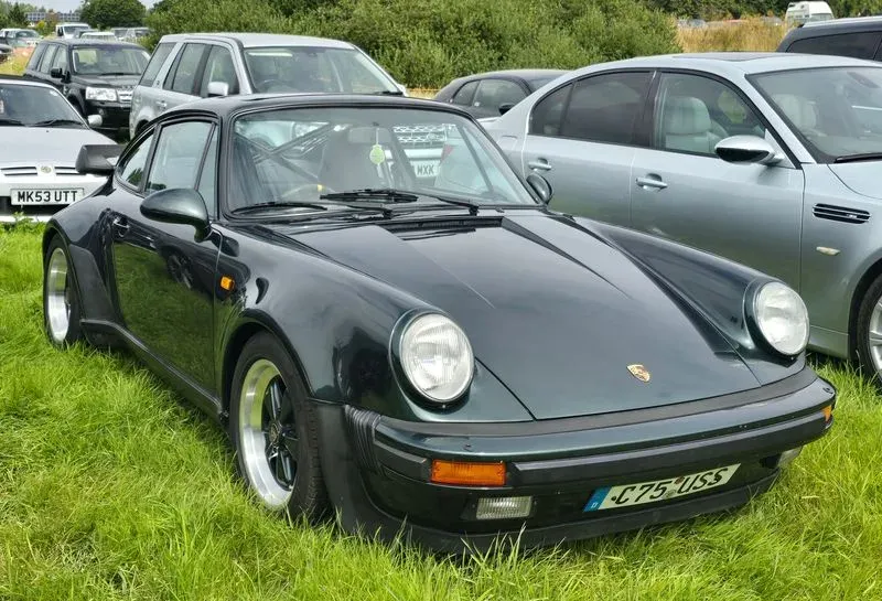 Porsche 911 930 Turbo 3.3